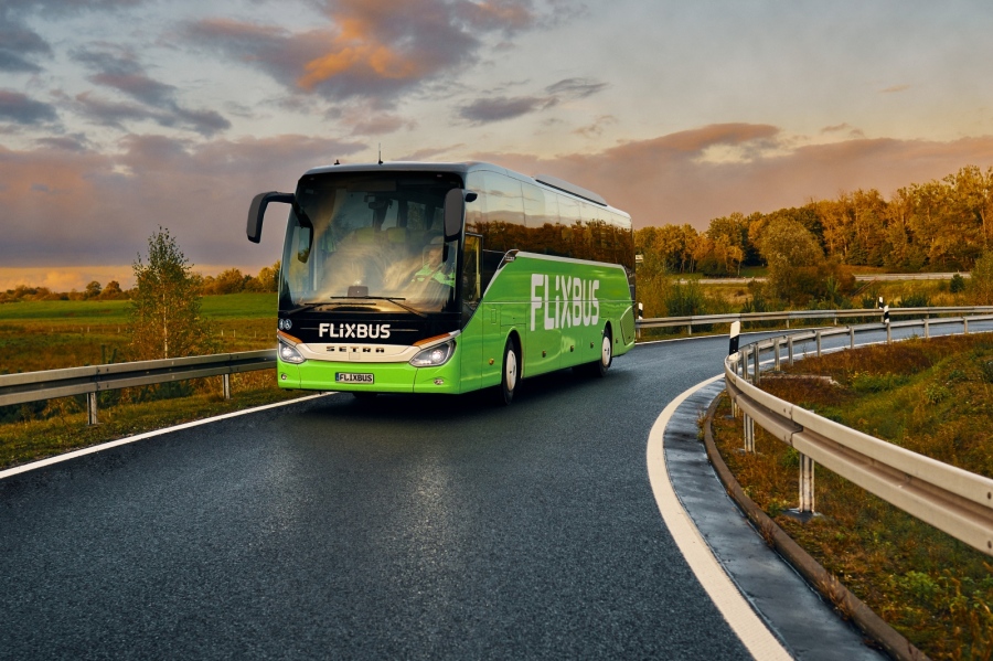 Flixbus отчита рекордни резултати за летен сезон 2022